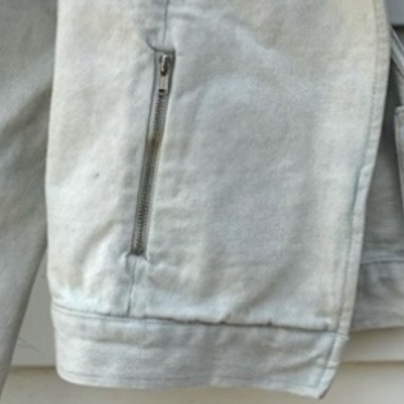 Cameo Cut-Out Light Wash Denim Jacket | S - Picture 7 of 7